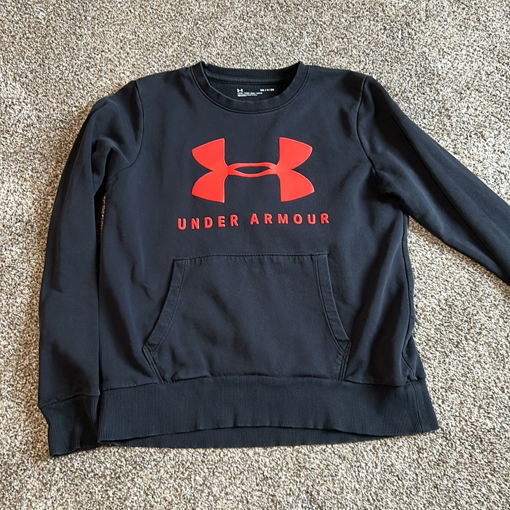 Womens Under Armour crewneck sweatshirt size small